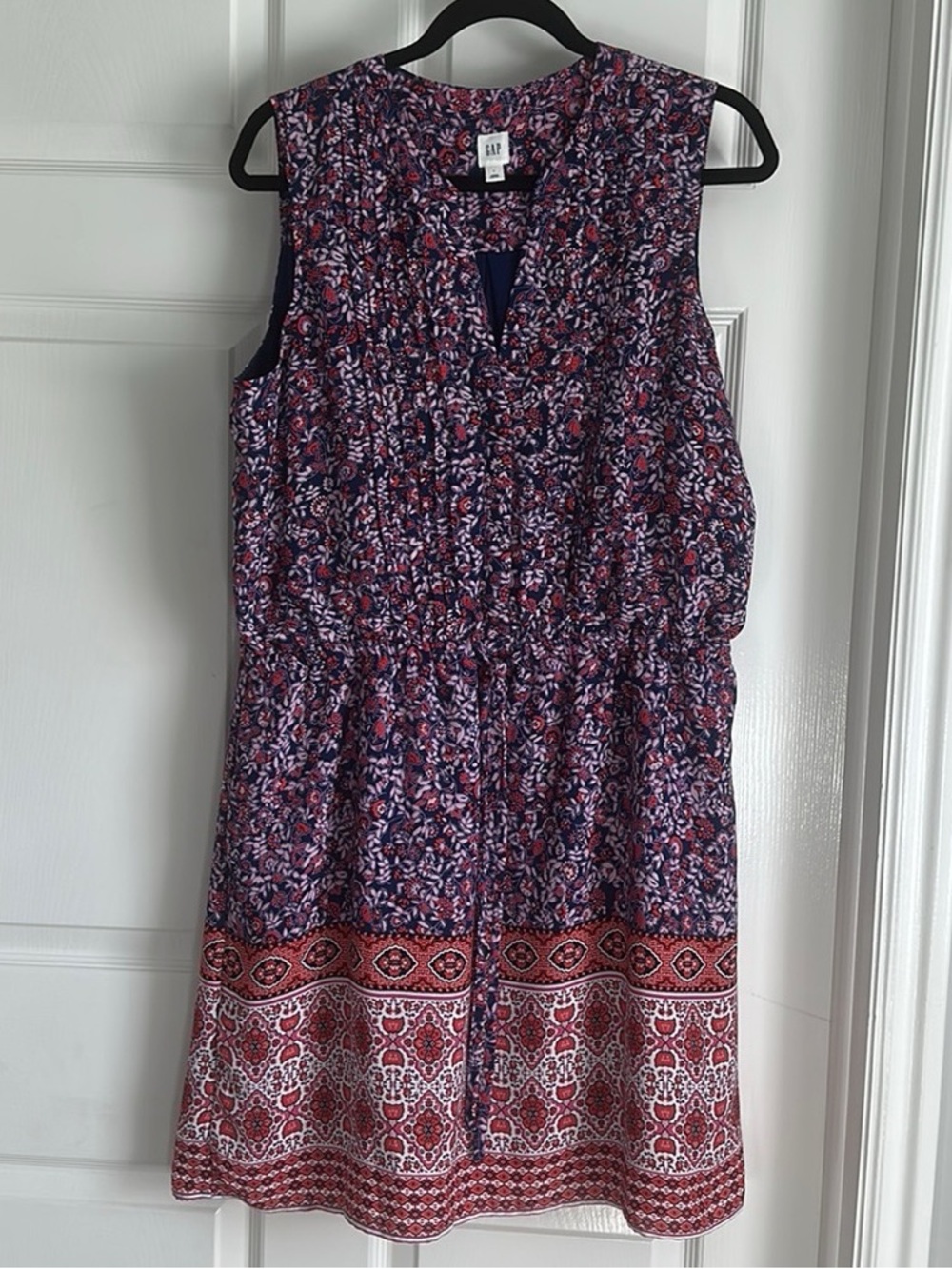 GAP Navy Floral-Print Sleeveless Mini Dress with Red Border